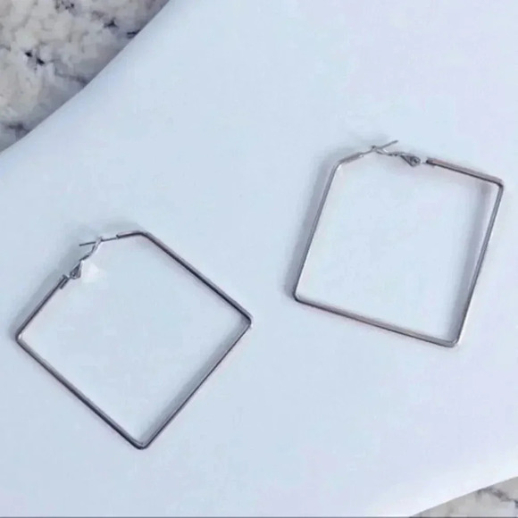 Silver Stainless Steel Large Square Shaped Hoop Earrings NWT - Picture 1 of 4